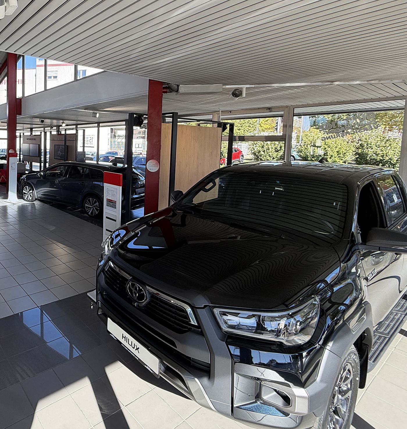 Toyota-Neuwagen in der Ausstellung von Auto Schneider in Bensheim