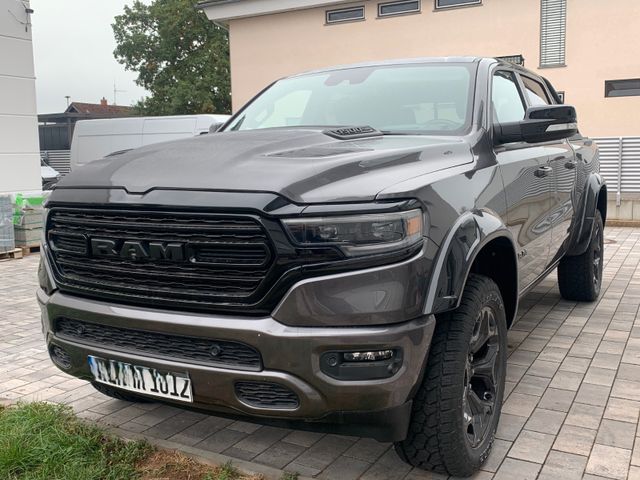 Dodge RAM 1500 Limited Umbaukosten ca. 20.000 EUR